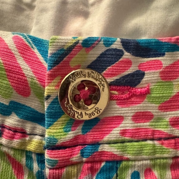 Lilly Pulitzer Indigo Palm Reader size 6 Women's Shorts - Picture 4 of 5
